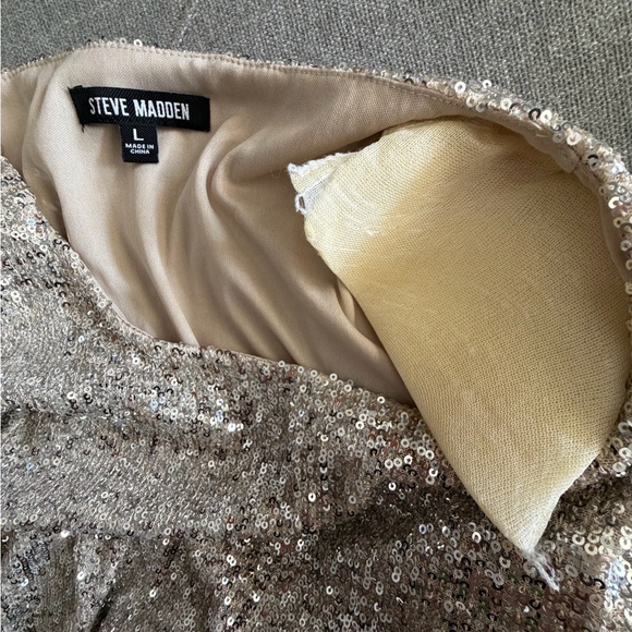 Steve Madden Sequin Long Sleeve Shift Minidress - Picture 8 of 10